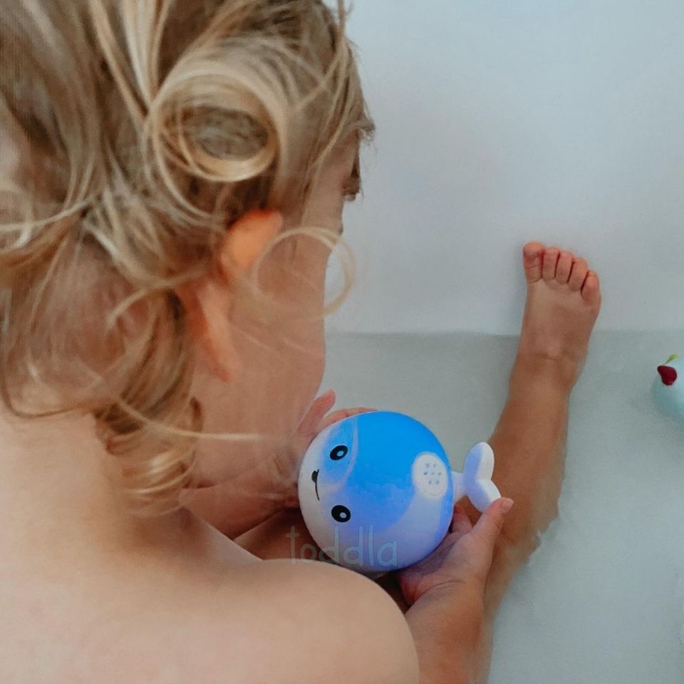 Whale Bath Toy | Fun Water Spraying Adventure