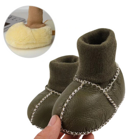 Baby Slippers for Indoor Comfort | Soft, Non-Slip Design for Tiny Feet