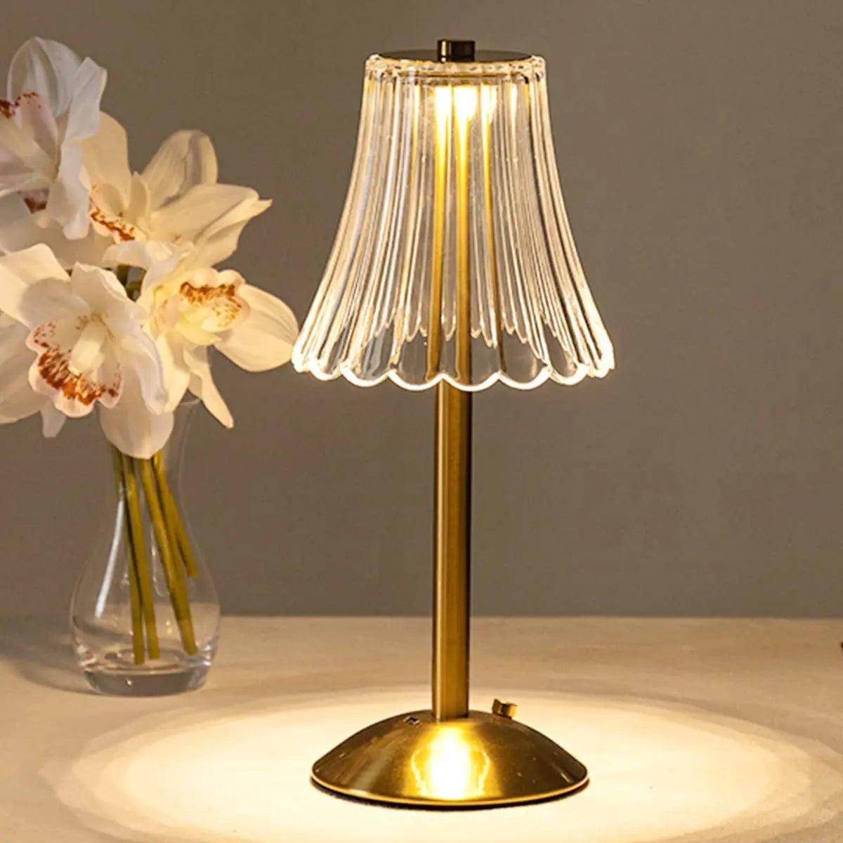 Vintage Table Lamp | Elegant Crystal Shade with Adjustable Lighting