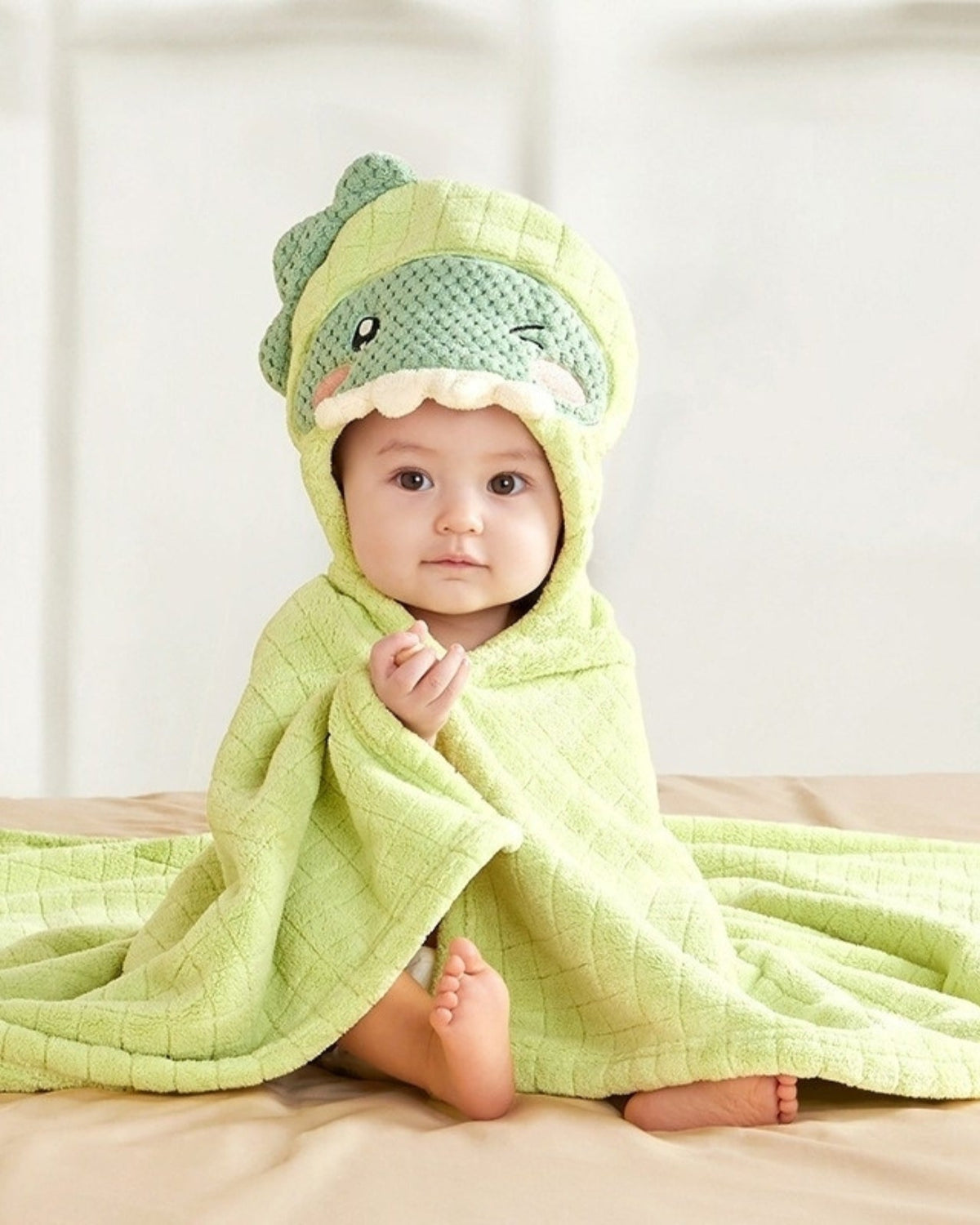 Green Dinosaur Baby Bath Cape | Soft Pure Cotton for Ages 0-3