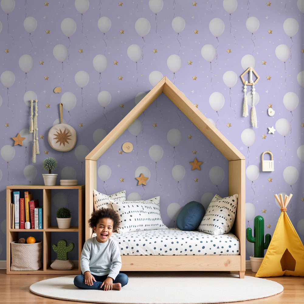 White balloon mural wallpaper in lavender nursery with golden stars by Kids-Mundo