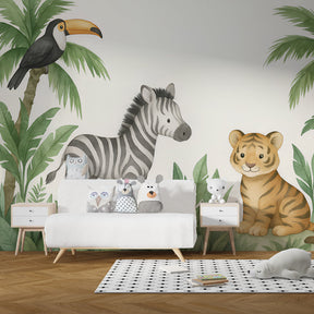 Children's jungle animal wallpaper with toucan and tropical birds for playroom by Kids-Mundo