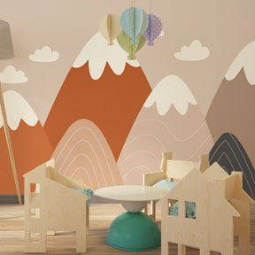 Nature-inspired mountain wallpaper creating calming atmosphere in toddler room by Kids-Mundo